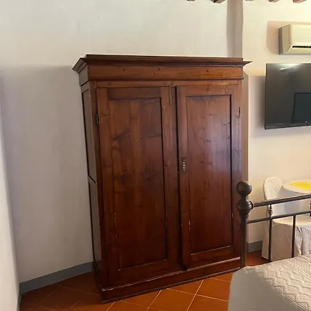 A La Casa Dei Potenti