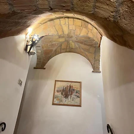 A La Casa Dei Potenti بيت ضيافة سان جيمينيانو