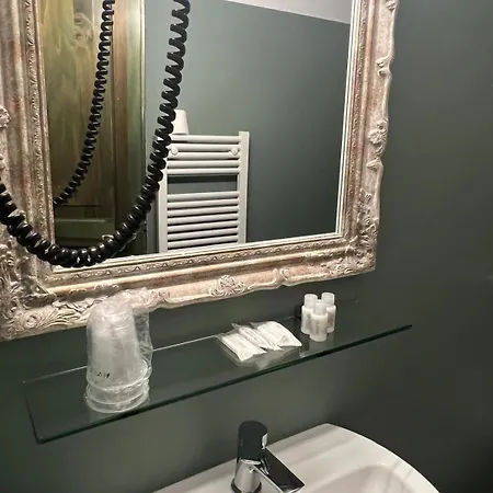 بيت ضيافة A La Casa Dei Potenti سان جيمينيانو