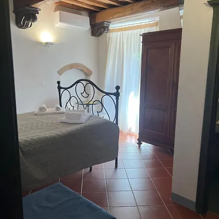 A La Casa Dei Potenti 3* سان جيمينيانو