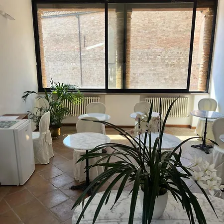 بيت ضيافة A La Casa Dei Potenti