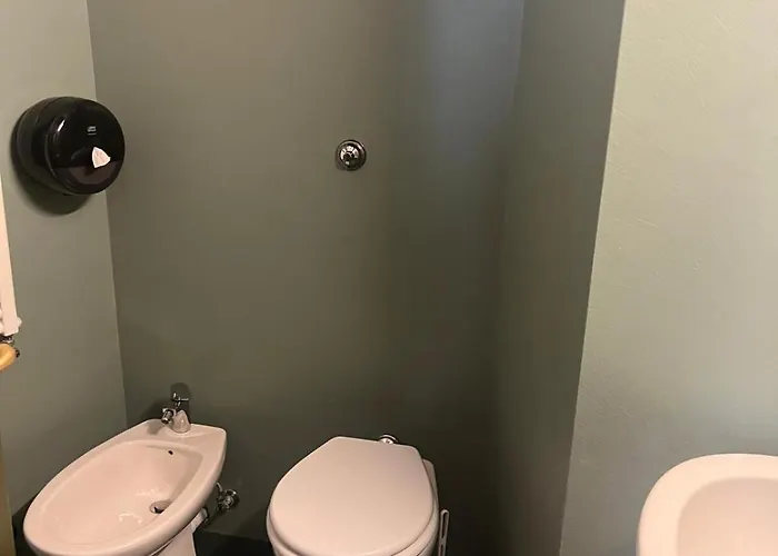 A La Casa Dei Potenti